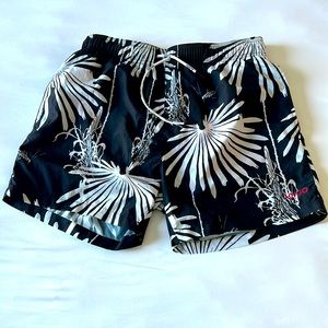 Men’s Size S Hugo Boss 5” Swim Trunks- Black/White (red liner)
